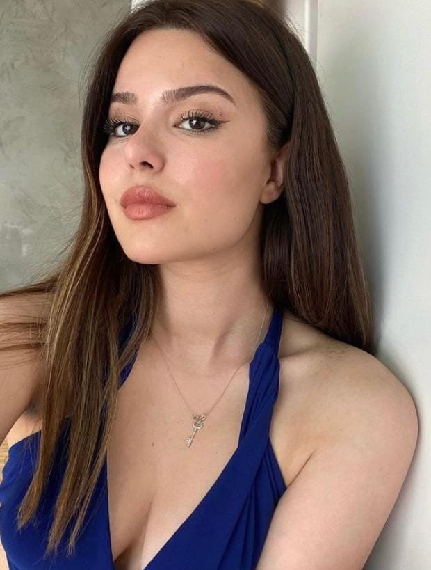 Ahırlı Tombul Bayan Bayan Escort Zümra