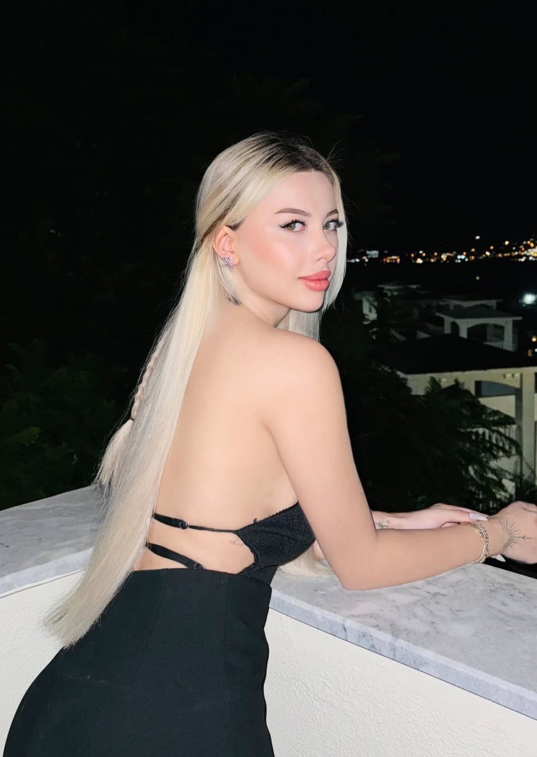 Yalıhüyük Yeni Bayan Bayan Escort Deren