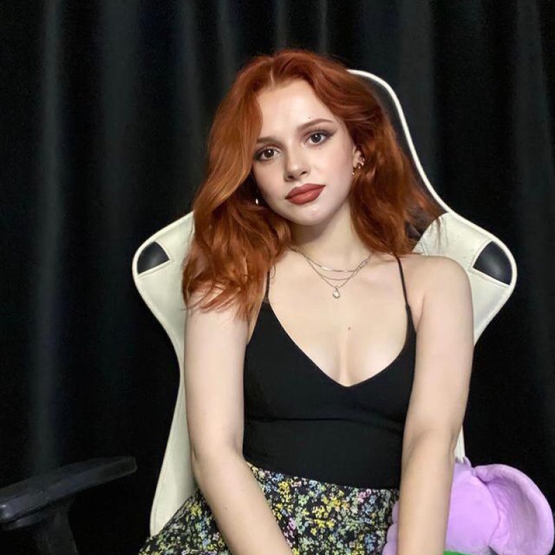 Sarayönü Romantik Kadın Escort Feride