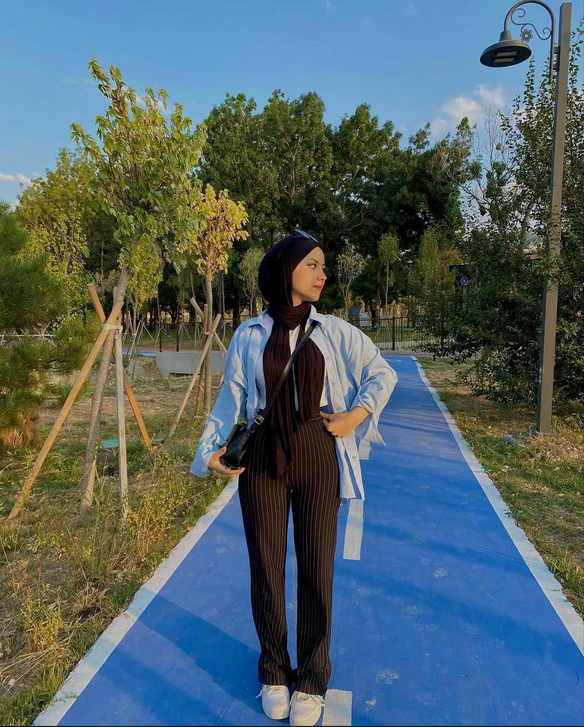 Doğanhisar Beni Sevecek Kadın Escort Bayan Gökçe