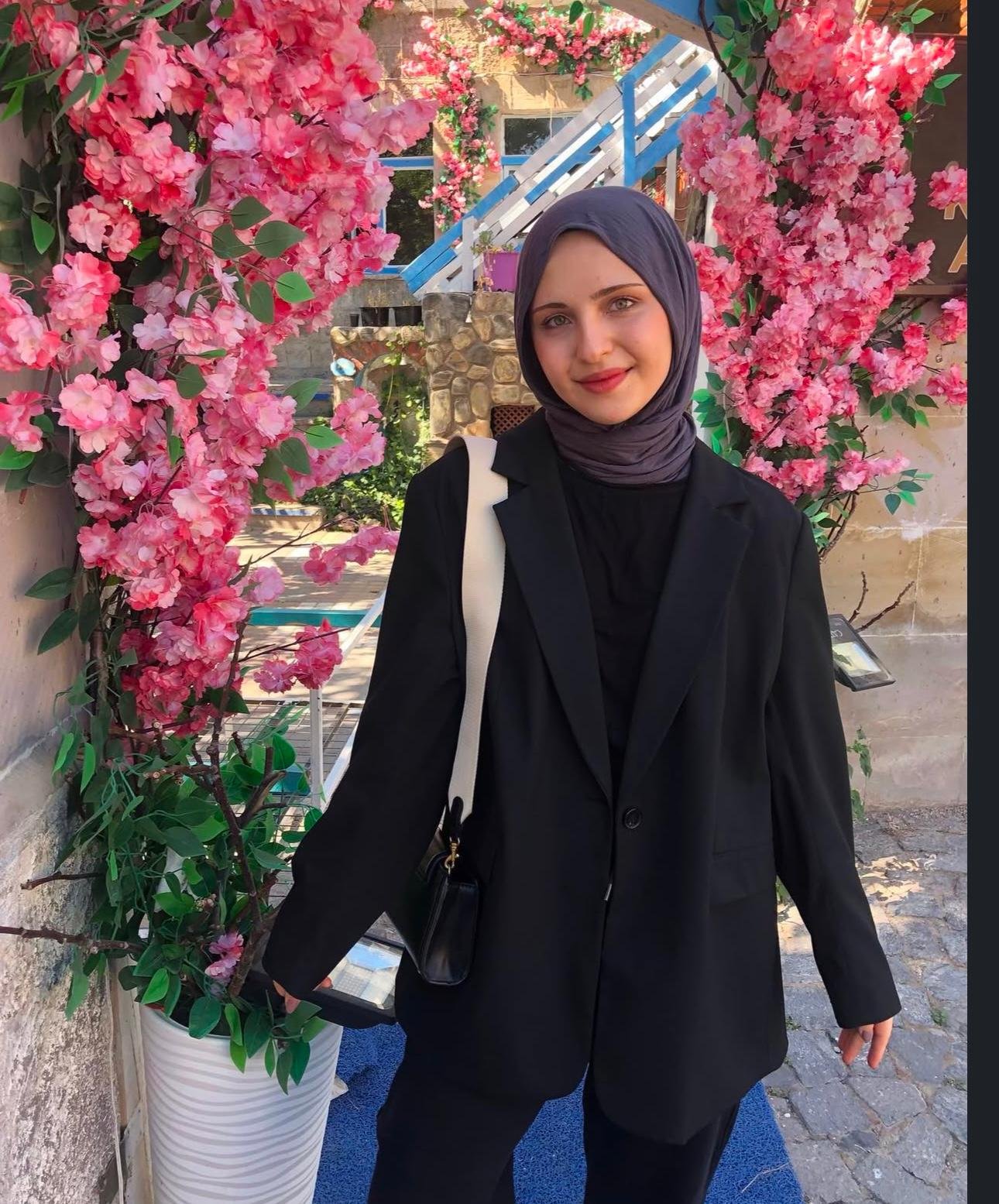 Çumra Büyüleyici Bir Kadın Escort Alara