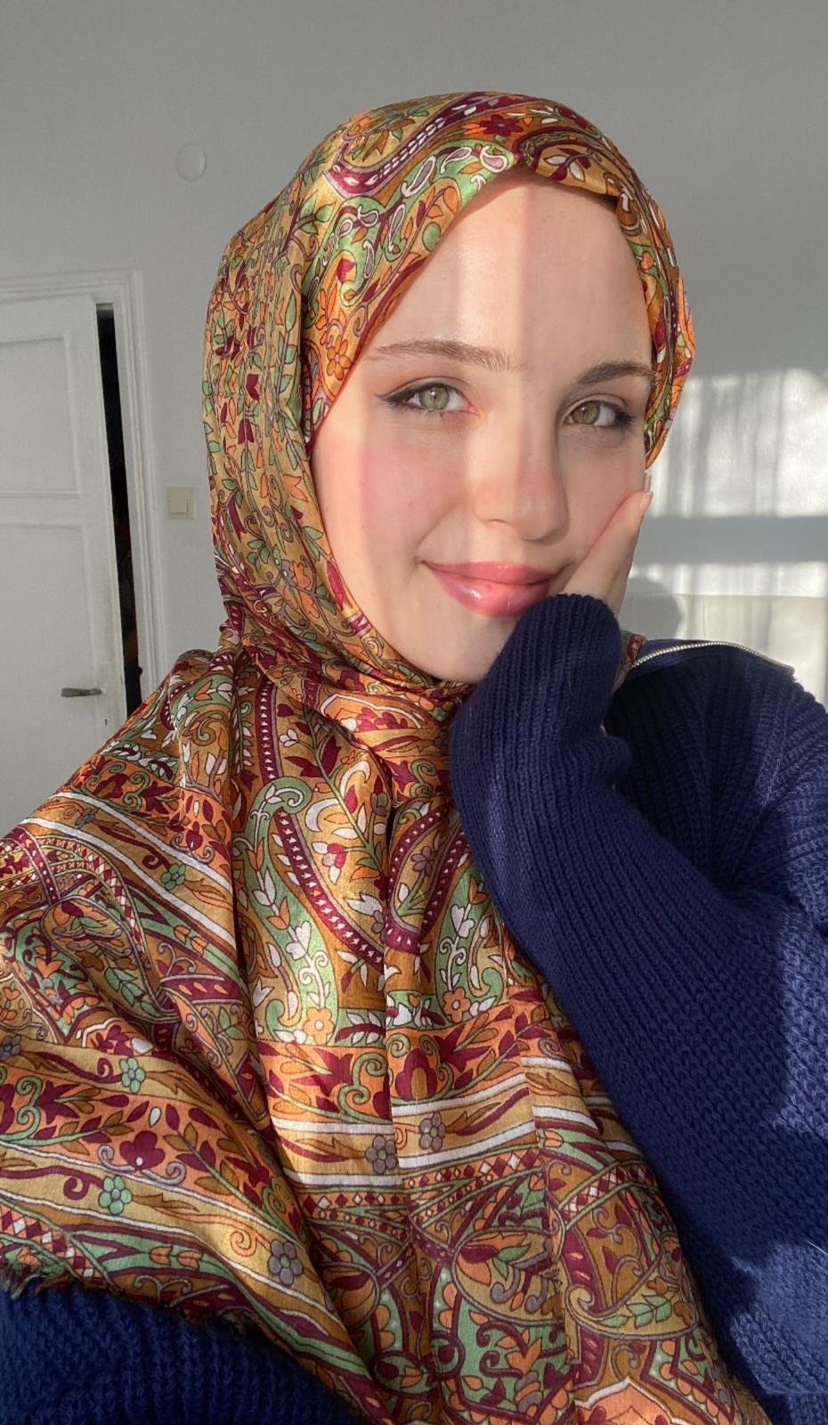 Kadınhanı Aşkı Gören Kadın Escort Bayan Dafne